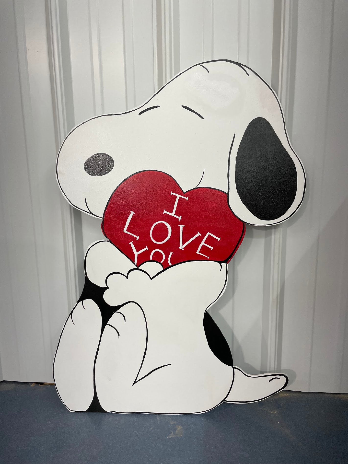 Hand Painted Wood Yard Art - Valentine's Cute Snoopy Peanuts - Outdoor Lawn Decoration