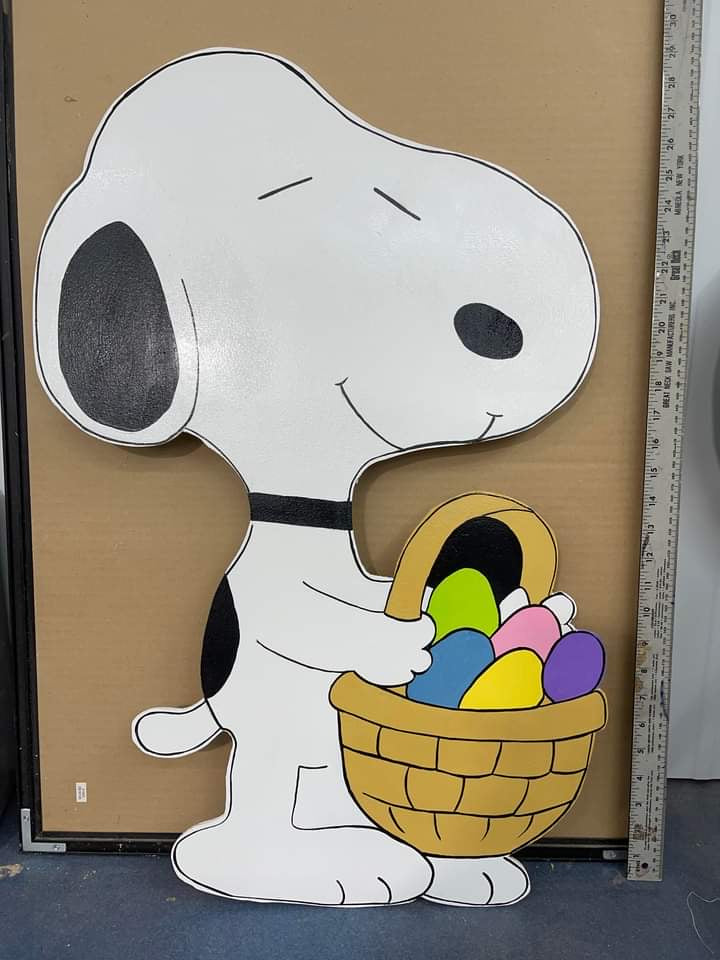 Hand Painted Wood Yard Art - Easter Snoopy with Basket of Eggs - Outdoor Lawn Decoration