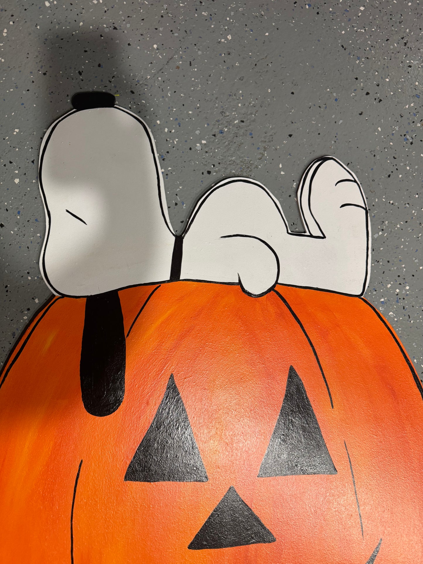 Snoopy on Jack o Lantern Pumpkin - Outdoor or Indoor - Fall and Halloween Yard Art Decor Wooden