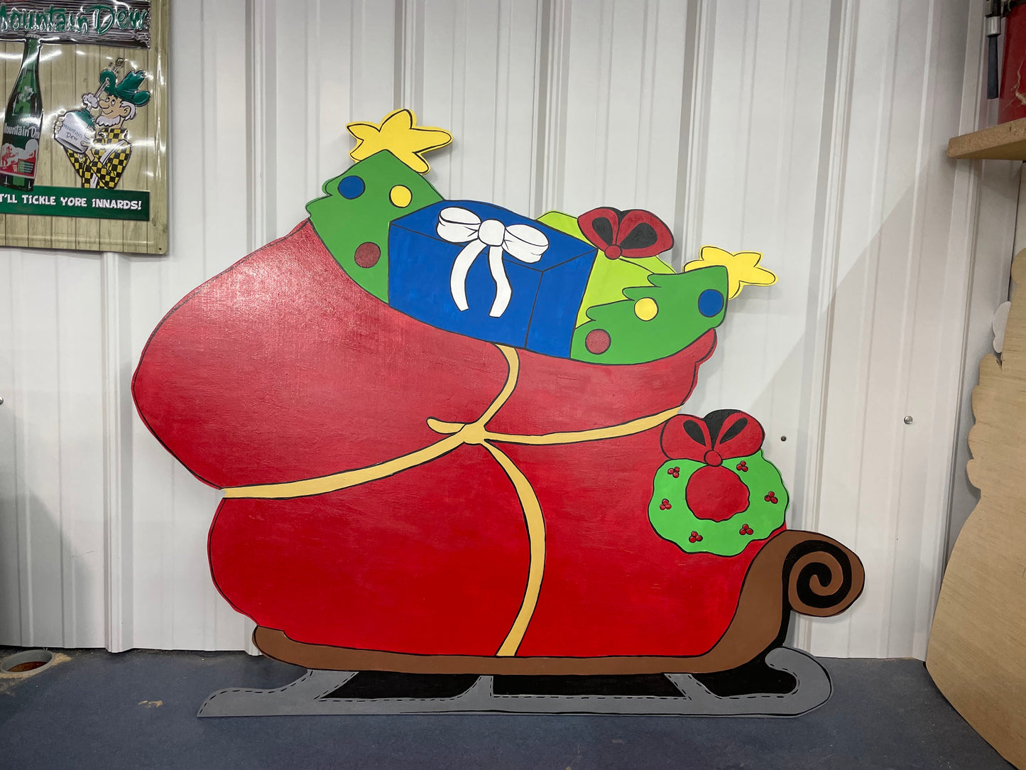 Hand Painted Wooden Yard Art - Grinch's Sleigh - Large! - Outdoor Ready