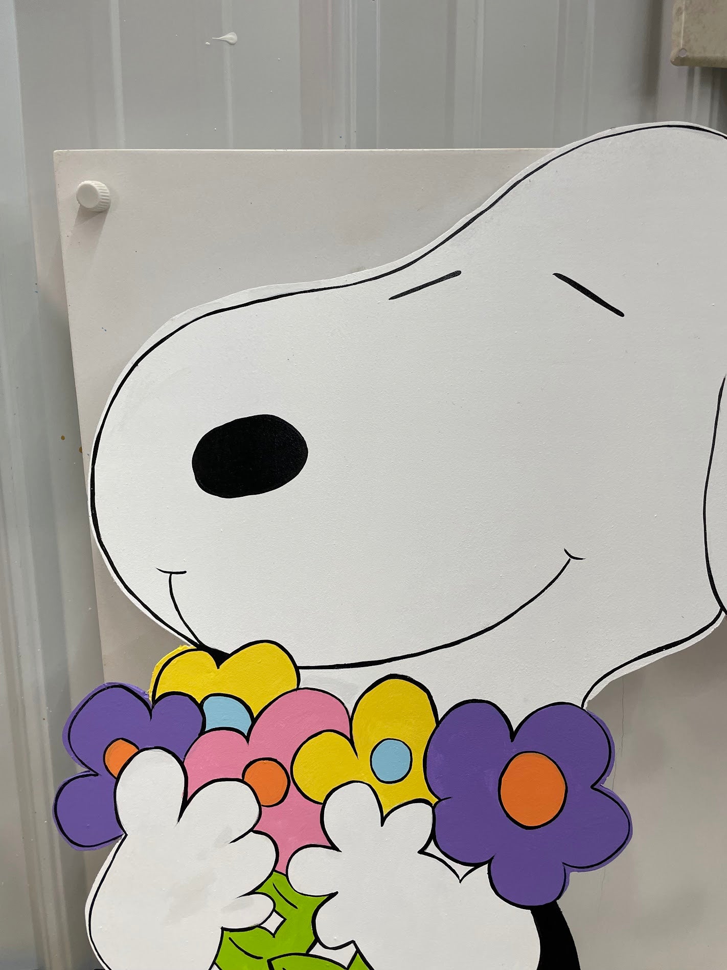Hand Painted Wood Yard Art - Snoopy with Flower Bouquet - Spring or Easter Lawn Decoration - Outdoor Ready