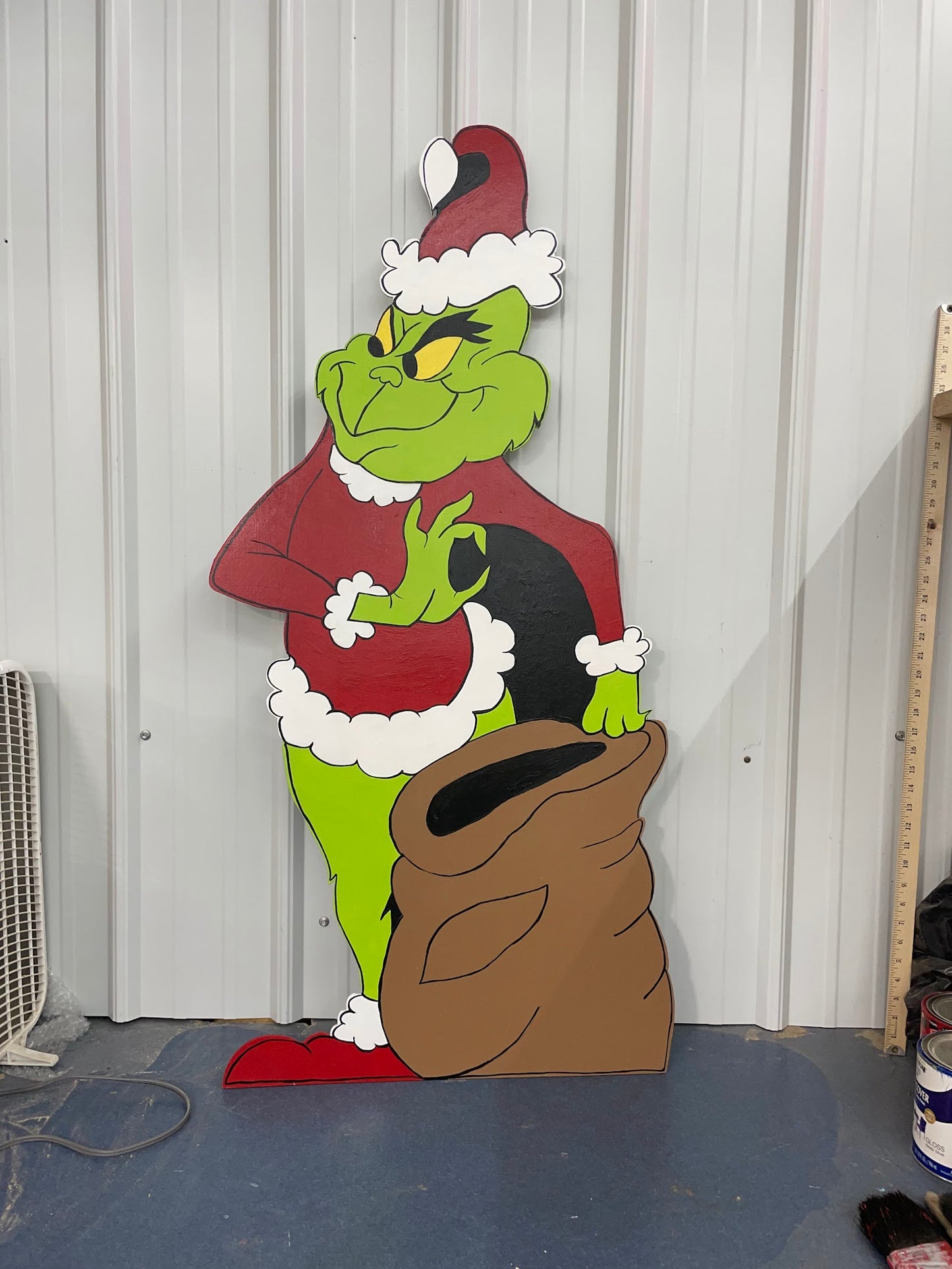 Hand Painted Wooden Yard Art - Grinch Stealing Presents with Bag - Outdoor Ready