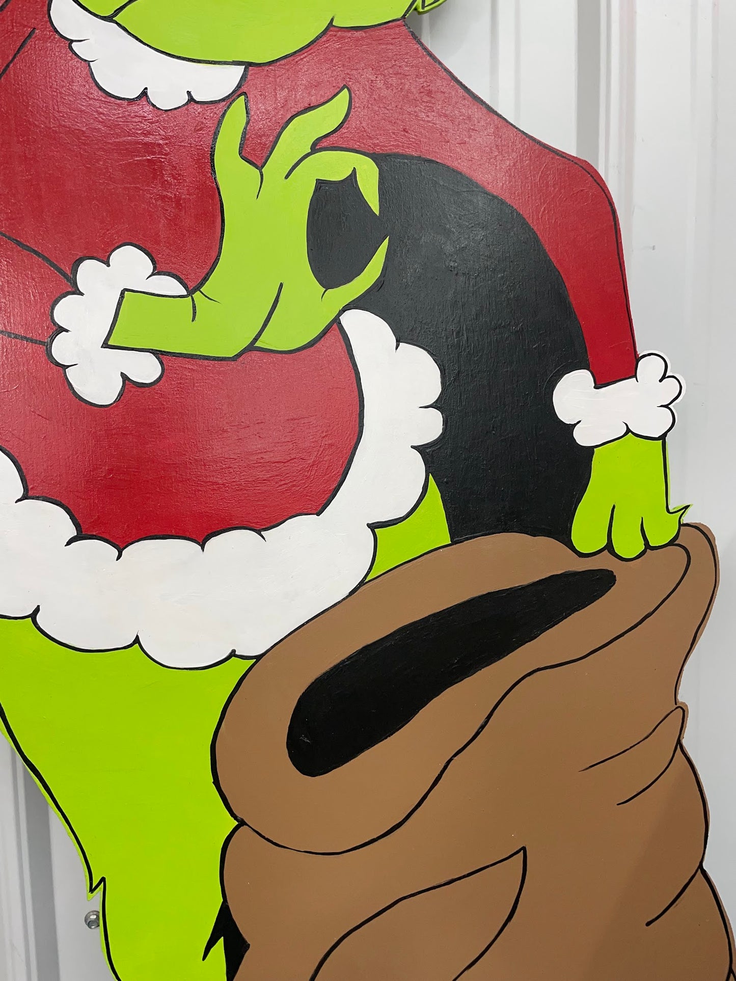 Hand Painted Wooden Yard Art - Grinch Stealing Presents with Bag - Outdoor Ready