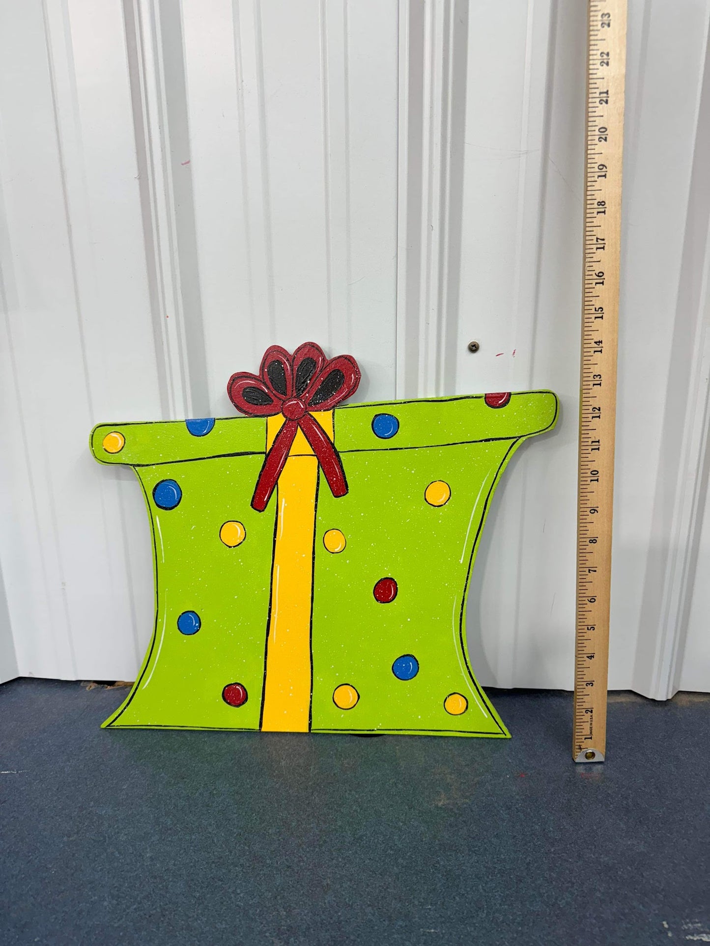 Hand Painted Wood Yard Art - Christmas Presents - Holiday Display Lawn and Garden Outdoor Decoration